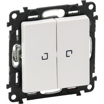 Переключатель LEGRAND Valena LIFE двухклавишный 10АХ 250В с подсветкой с лицевой панелью белый Переключатель LEGRAND Valena LIFE двухклавишный 10АХ 250В с подсветкой с лицевой панелью белый